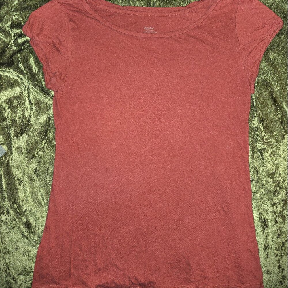 Mossimo Rusty Crimped Tee